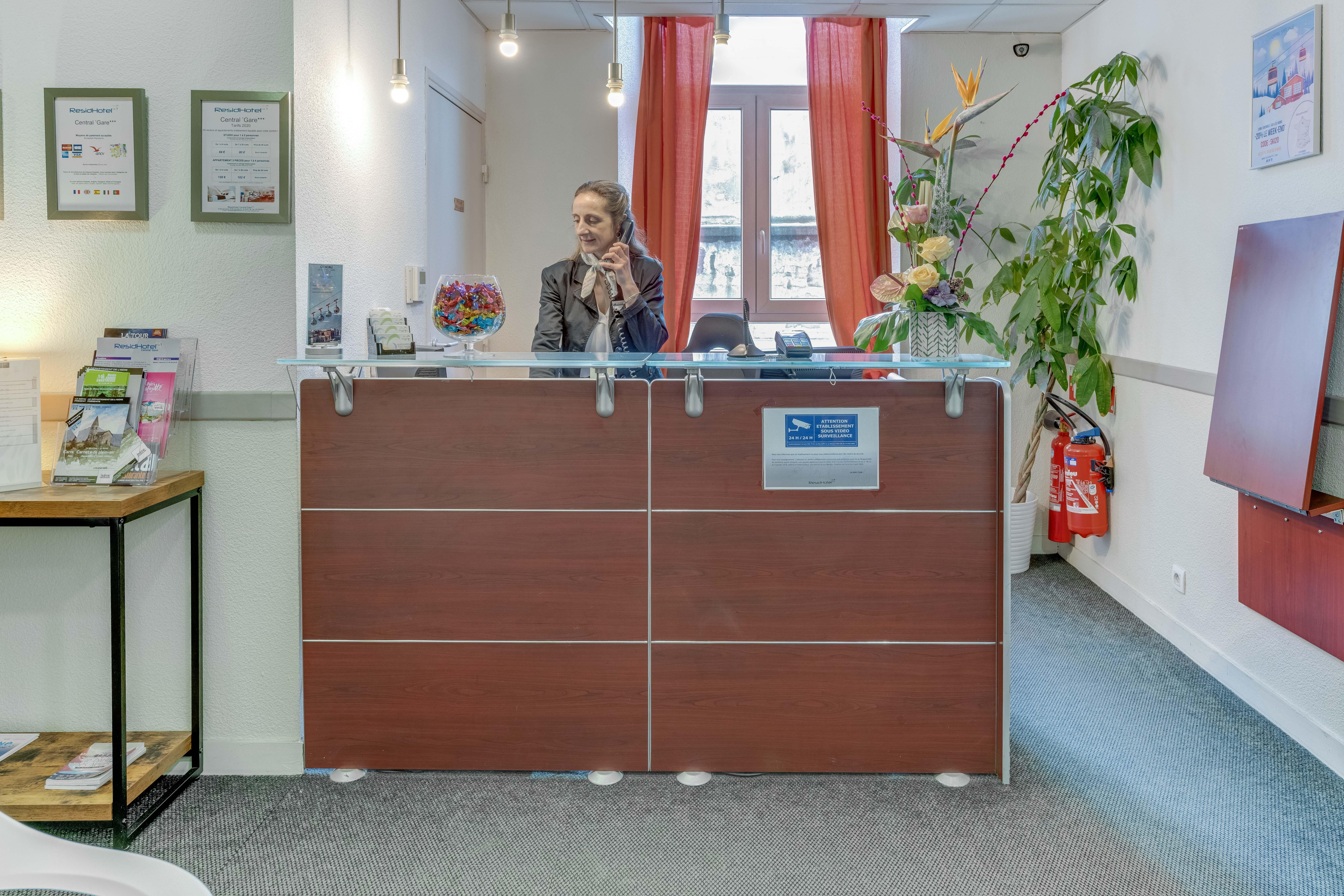 Residhotel Le Central'Gare Grenoble Exterior photo